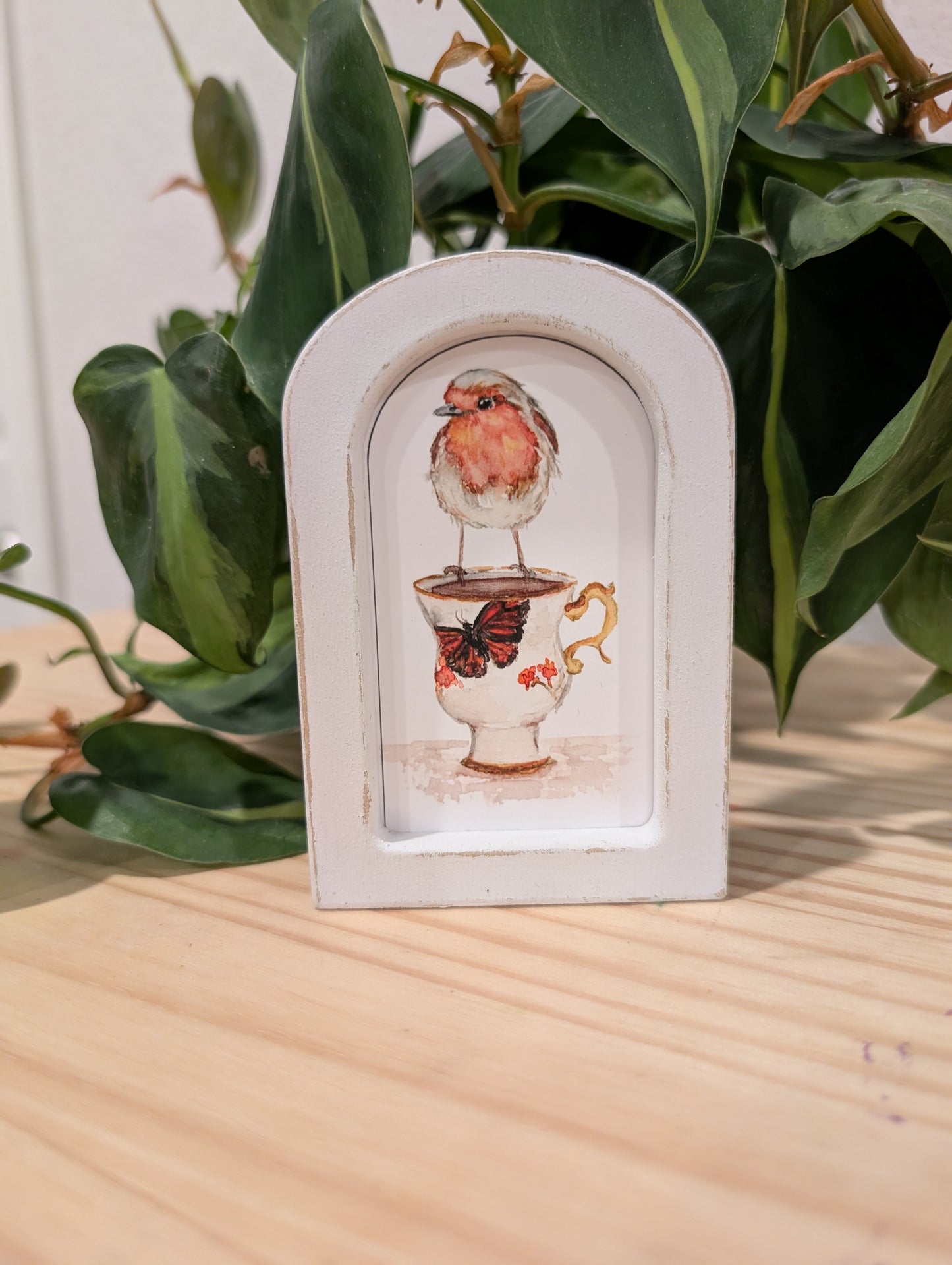Mini Robin Bird on Teacup Art Print - Wood Arch Frame - Lora Cavallin Art