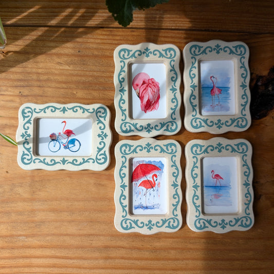 Set of 5 mini flamingo art frames with easels