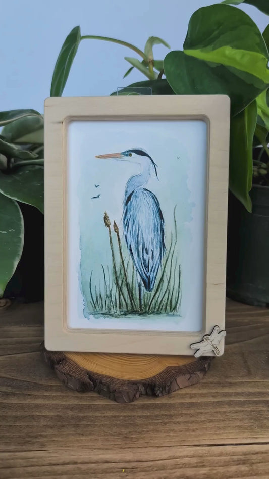 Great Blue Heron in Reeds – Solidframe Art by Lora Cavallin